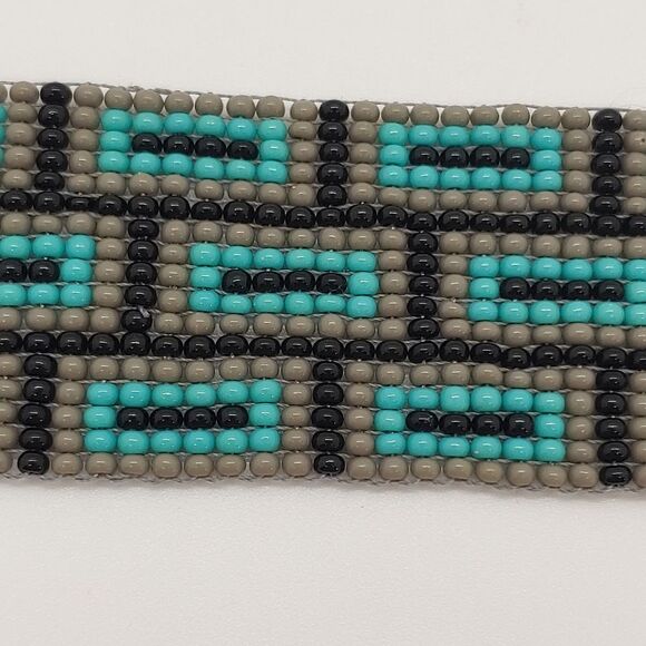 Loom Beaded Bracelets Block Pattern - Picture 3 of 4